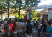 Ketua KPPS Diduga Merubah C1 Plano, Massa Dari Dua Partai Seruduk Kantor Lurah Empoang