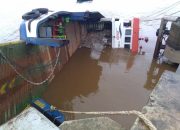 Ferry KMP Saluang Yang Terbalik Akan Dievakuasi