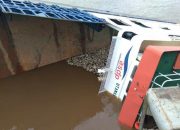 Kapal Feri Saluang Tenggelam karena Muatan Tak Seimbang