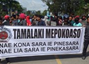 Demonstran Desak Walikota Kendari Untuk Proses Rekomendasi Partai Koalisi Pengusung Wakil Walikota