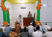 Hadiri Sholat Tarawih, Kapolsek Ajak Seluruh Jemaah Jaga Kerukunan Antar Umat Beragama
