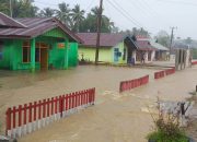Hujan Lebat dan Sempitnya Drainase Membuat Rumah Warga di Desa Puulemo Kec. Lembo Terendam Banjir