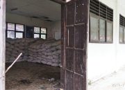 Kepsek Jadikan Ruang Kelas Tempat Menimbun Garam