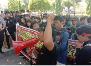 Puluhan Mahasiswa dan Masyarakat Desak Kepolisian Tangkap Pelaku Pengrusakan Rumah di Moncongkomba