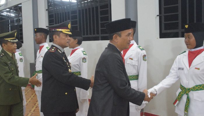 Wakapolres Sekadau Mewakili Kapolres Pada Pengukuhan Paskibraka