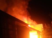 Rumah Mantan Camat Sanrobone Hangus Dilalap Si Jago Merah