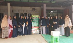 Jumat Berkah, Warung Shodaqoh Kendari Beri Sarapan Gratis untuk Kaum Dhuafa