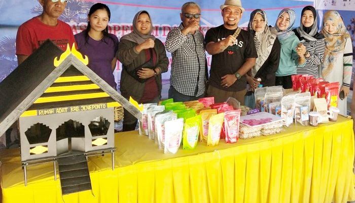 Dinas Koperasi Jeneponto Ramaikan Harkop ke 72 di Bira Bulukumba