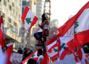 Hadapi Krisis Ekonomi, Lebanon akan memotong gaji para menteri