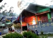 Diduga Kasus Siri’, Rumah Mewah di Sinjai Barat dibakar