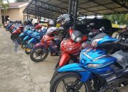 Bupati Luwu Timur Serahkan 63 Motor Operasional Kepala Dusun