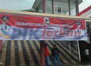 Tulisan spaduk, ucapan selamat yg dipajang di DPRD, Diduga Marga pak Wabu dihilangkan