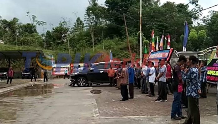 Sekwan Akui Lalai Mengibarkan bendera saat Pelatikan Anggota DPRD Nias Utara