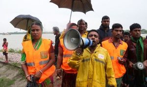 Bangladesh Evakuasi 100.000 Orang saat Topan Bulbul mendekat