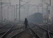 Sekolah-sekolah di Delhi akan dibuka kembali minggu depan, orang tua waspada terhadap udara berbahaya