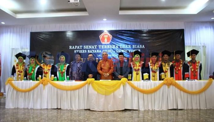 103 Mahasiswa STIKES Batara Guru Diwisuda, Husler: Pemkab Lutim Konsisten Kembangkan SDM