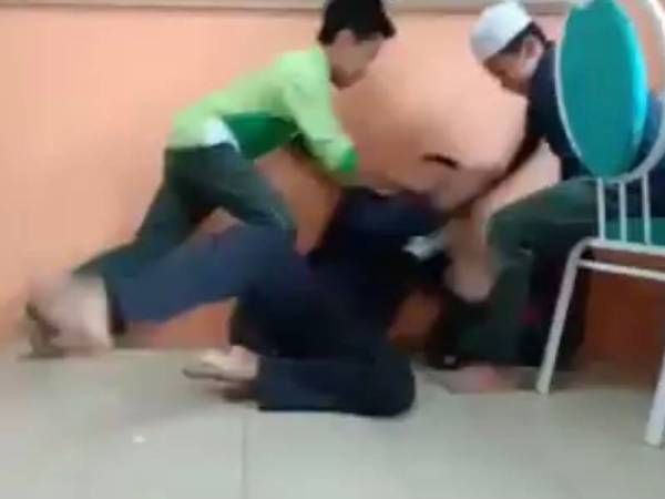 10 Siswa ditangkap karena memukuli teman sekelasnya