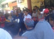 Kantor BPMD Jeneponto Digeruduk Massa, Tuntut Pilkades Ulang