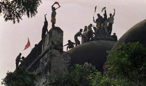 Muslim India cemas saat hindu membangun kuil di lokasi masjid yang dihancurkan pada tahun 1992