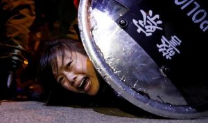 Bentrokaan Demonstran dan Polisi di Hongkong Kembali Terjadi