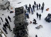 19 Tewas saat Bus terjun dari Jembatan ke Sungai