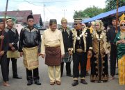 Beragam Tradisi Kusuma Negara Sekadau Ditampilkan dalam Adat Batas Negeri