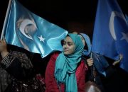 Ribuan Rakyat TURKI Melakukan Aksi Mengecam Pembantaian Muslim Uighur setelah komentar Ozil