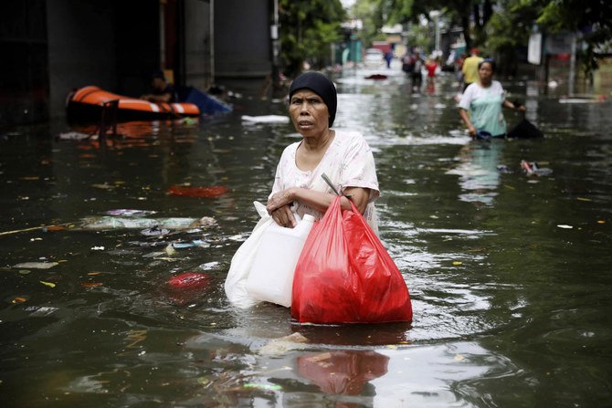 Banjir Menewaskan 53 Orang, 2 Pesawat Angkatan Udara Diluncurkan untuk mengalihkan hujan dari Ibu Kota Jakarta