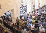 Ketegangan memuncak di Yerusalem saat masjid dan Muslim menjadi sasaran