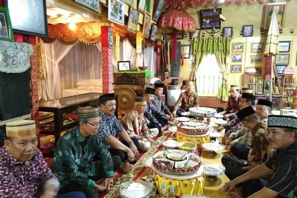 Raja Gowa Hadiri Dialog Budaya awal tahun di Balla Lompoa Marusu di Maros