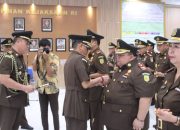 Kajati Sulawesi Utara Melantik Kajari Kotamobagu Dan Kajari Tomohon