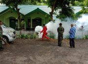 Cegah DBD, Yonif 726/Tamalatea Lakukan Fogging