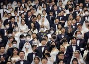 Pernikahan Massal Korea Selatan menarik Puluhan ribu orang meskipun ada kekhawatiran akan virus