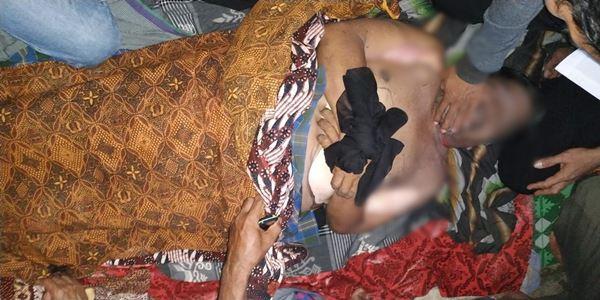 Diduga disambar petir, Mayat lelaki paruh baya ditemukan Melepuh dan Luka luka dikebun