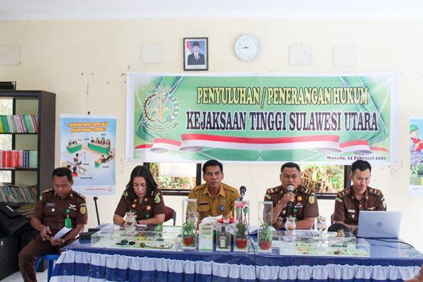 Penerangan Hukum Di Kecamatan Bunaken, Mallaka: Dana Kelurahan Dikelola Sesuai Ketentuan Yang Berlaku