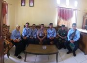 Ada Apa? Bhabinkamtibmas Desa Su’rulangi Sambangi Mahasiswa KKP