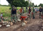 Tak Kenal Hari Libur, Satgas TMMD ke-107 Takalar Tetap Semangat Bekerja