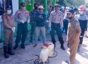 Cegah Covid-19, Pemdes Sanggi sanggi Lakukan Penyemprotan Disinfektan di Rumah Warga