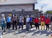 BASMI VIRUS, Pj Kades Labulanda Butur Lakukan Penyemprotan di Setiap Rumah Warga