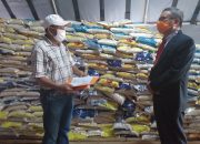 Kembali Bergerak, PT Bososi Pratama Peduli COVID-19 Serahkan Ribuan Paket Sembako