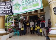 PasKas Bone Salurkan 160 Paket Sembako Kepada Kaum Duafa
