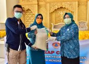 Ringankan Beban Masyarakat Akibat Covid-19, PKK Sulsel Salurkan 7.500 Paket Sembako