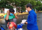 KNPI Jeneponto Turun Kejalan Bagikan Masker