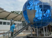 Cegah Corona, Kodam XII/Tpr Desinfeksi Tugu Khatulistiwa