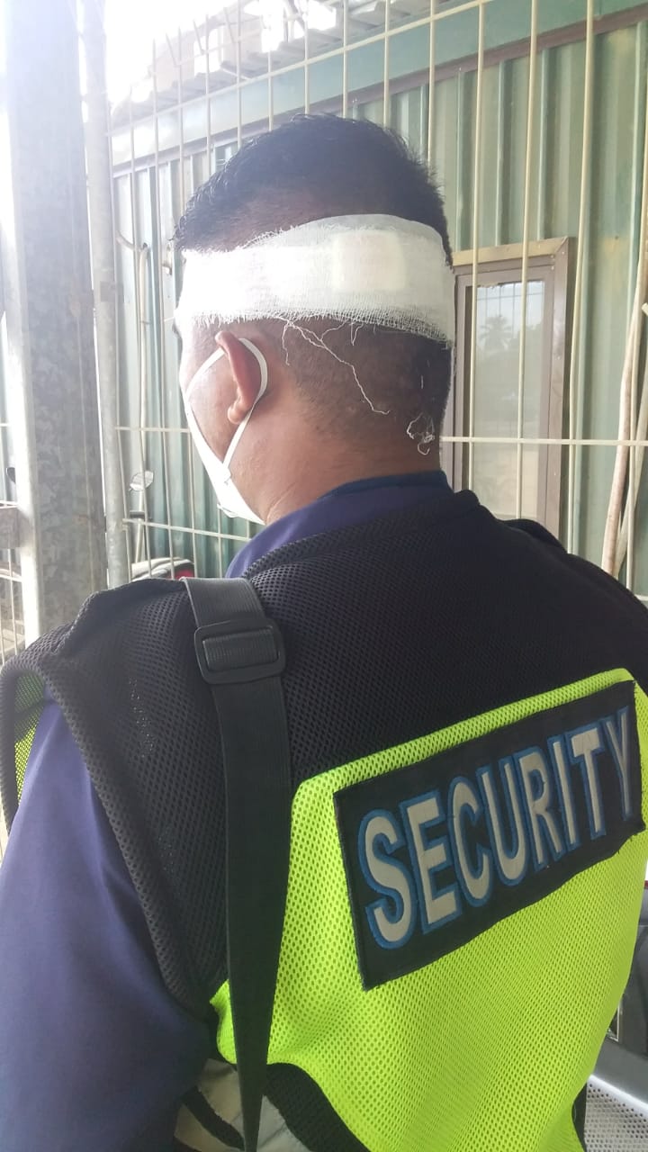 Aksi Unjuk Rasa Warga Sagea Berujung Anarkis