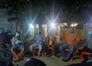 Sampaikan Pesan Kamtibmas, Bhabinkamtibmas Desa Aeng Towa Lakukan Sambang dan Silaturahmi ke Warga