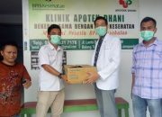 Aesculapius Makassar Serahkan Bantuan APD Kepada PDUI Jeneponto