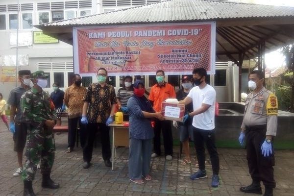 Komunitas Basket All Star Bantu Warga Terdampak Covid-19