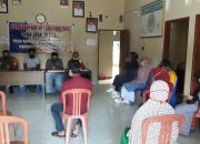 Babinsa Koramil Wotu Lakukan Pendmpingan Penyaluran BLT di Desa Asana