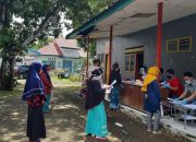 Lindungi Warga dari Dampak Covid-19, Pemkab Takalar Bagikan 9.196 KKS